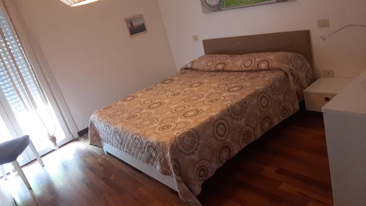 Appartamento Elegance Lignano Sabbiadoro Eksteriør billede