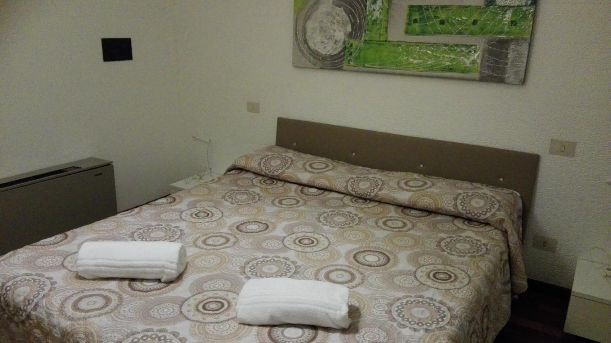 Appartamento Elegance Lignano Sabbiadoro Eksteriør billede
